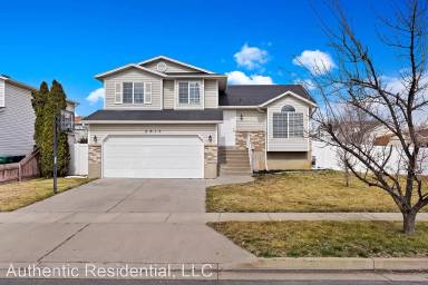 Main picture of 2610 W 1025 N