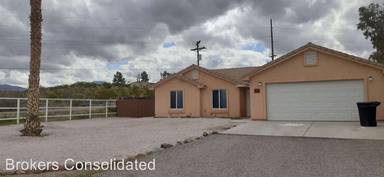 Main picture of 1255 E Riverside Rd