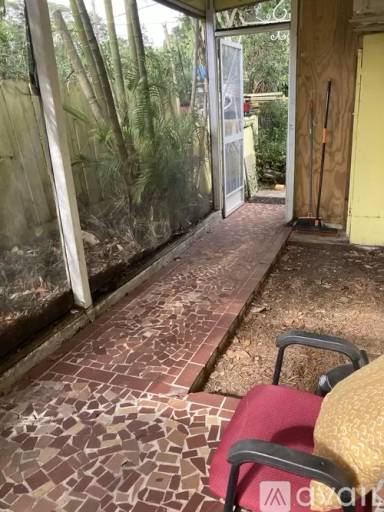 Main picture of 2540 SW 60th Ave