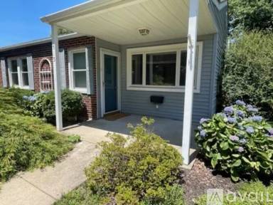 Main picture of 515 Quigley Ave