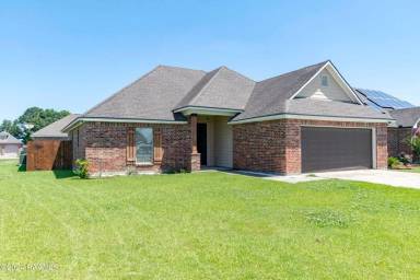 Main picture of 101 Tall Oaks Ln