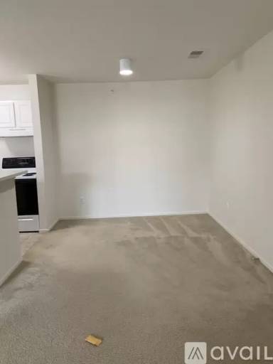 Main picture of 210 Lake Village Dr
