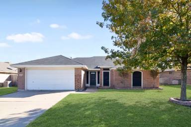 Main picture of 4602 Fawn Dr