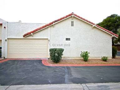 Main picture of 833 Spyglass Ln