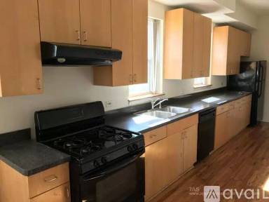 Main picture of 1254 N Greenview Ave