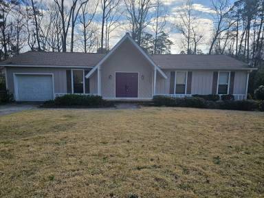 Main picture of 4336 Roswell Dr