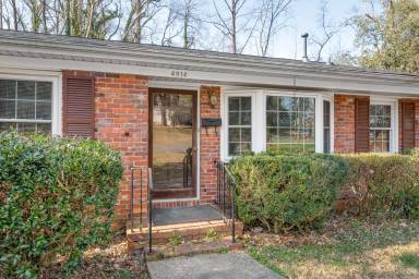 Main picture of 4914 Kistler Ave