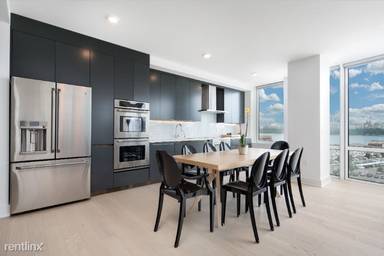 Main picture of 7701 Marine Rd