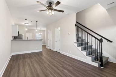Main picture of 203 Copeland Rd