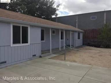 Main picture of 32 E 16th St