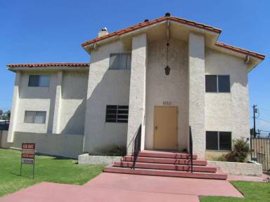 Main picture of 1653 Anaheim St