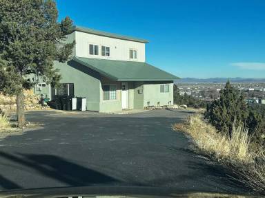 Main picture of 1718 W Juniper Dr