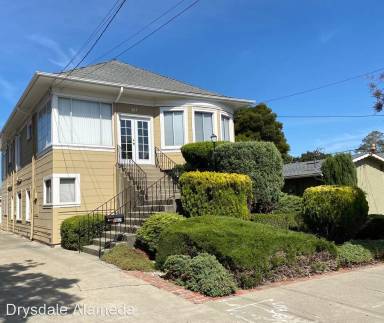 Main picture of 767 Pacific Ave