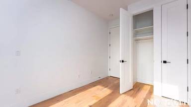 Main picture of 1643 New York Ave