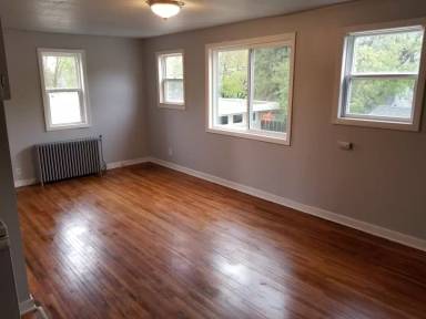 Main picture of 630 10th St N