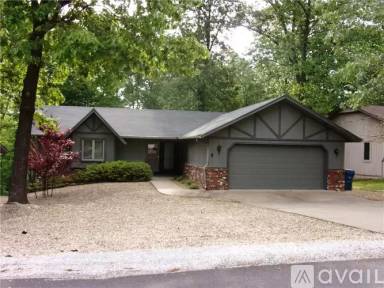 Main picture of 4 Wilton Ln