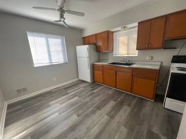 Main picture of 2134 N Riley Ave