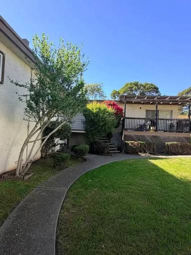 Main picture of 1650 159th Ave