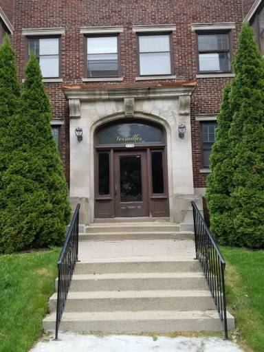 Main picture of 2528 N Maryland Ave
