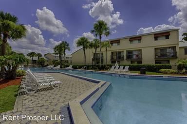 Main picture of 4419 S Semoran Blvd