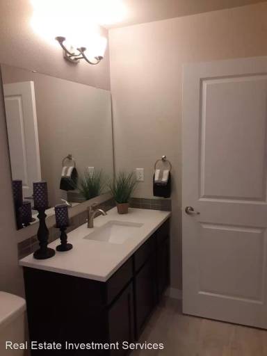 Main picture of Rainier View Court Townhomes