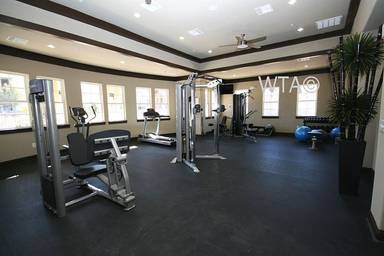 Main picture of Lakewood Apartments