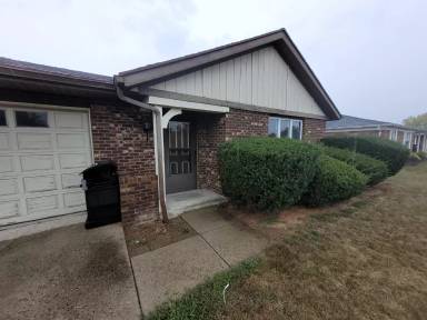 Main picture of 2064 Edgewood Dr