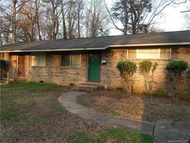 Main picture of 545 Blendwood Dr