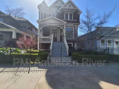 Main picture of 1716 Capitol Ave