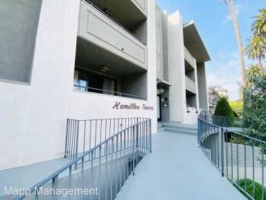 Main picture of 121 N Hamilton Dr