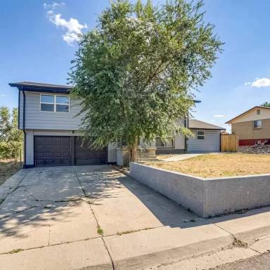 Main picture of 482 W 80th Ave
