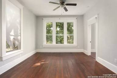 Main picture of 116 E Carolina St