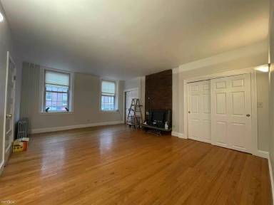 Main picture of 350 Hanover St