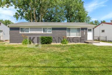 Main picture of 1095 S John Hix St
