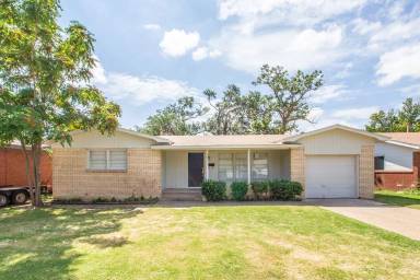 Main picture of 5011 42nd St