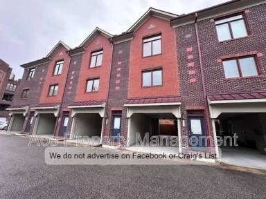 Main picture of 123 Pennmark Pl