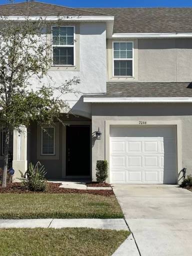 Main picture of 7044 Summer Holly Pl