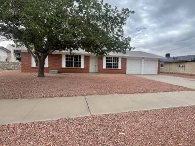 Main picture of 10902 Bywood Dr
