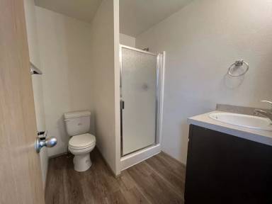 Main picture of 2224 NE Thomas St