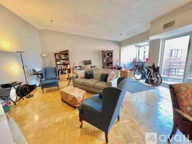 Main picture of 147 Kelton Place