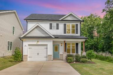 Main picture of 46 Elliot Dr