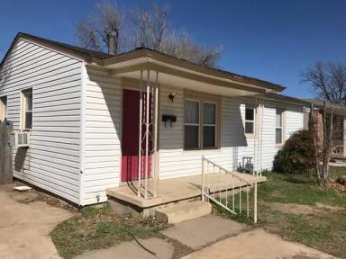 Main picture of 2203 SW 51st St