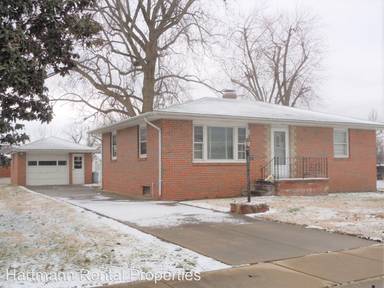 Main picture of 423 N Donk Ave