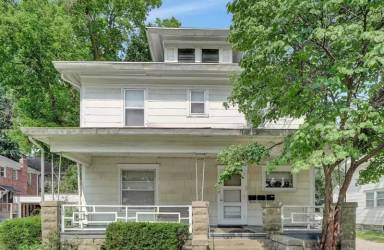 Main picture of 1727 S 13th St
