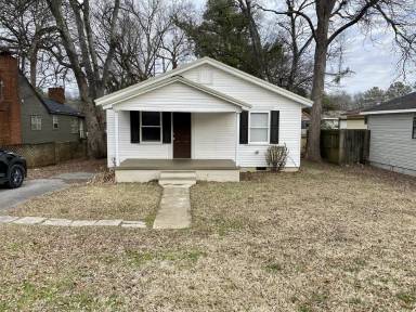 Main picture of 1428 College St SE