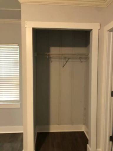 Main picture of 2224 N Weller Ave