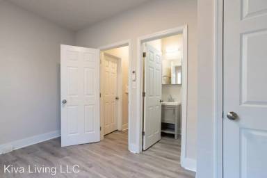 Main picture of 609 E Wensley St