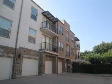 Main picture of 950 Henderson St