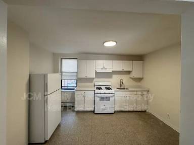 Main picture of 11 Victory Road Boston: Dorchester, MA 02122