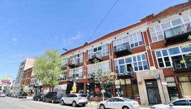 Main picture of 1907 N Milwaukee Ave